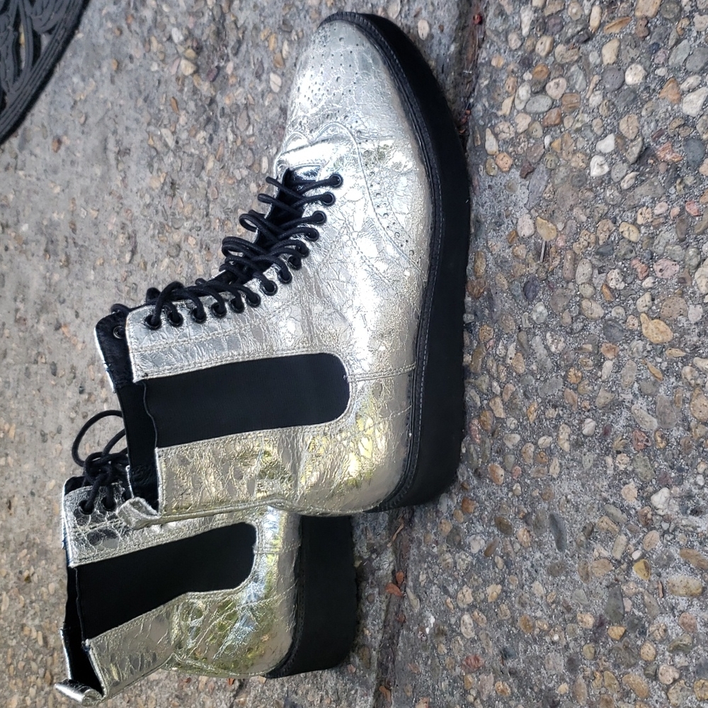 Beautiful Shellys London platforms - Picture 3 of 8